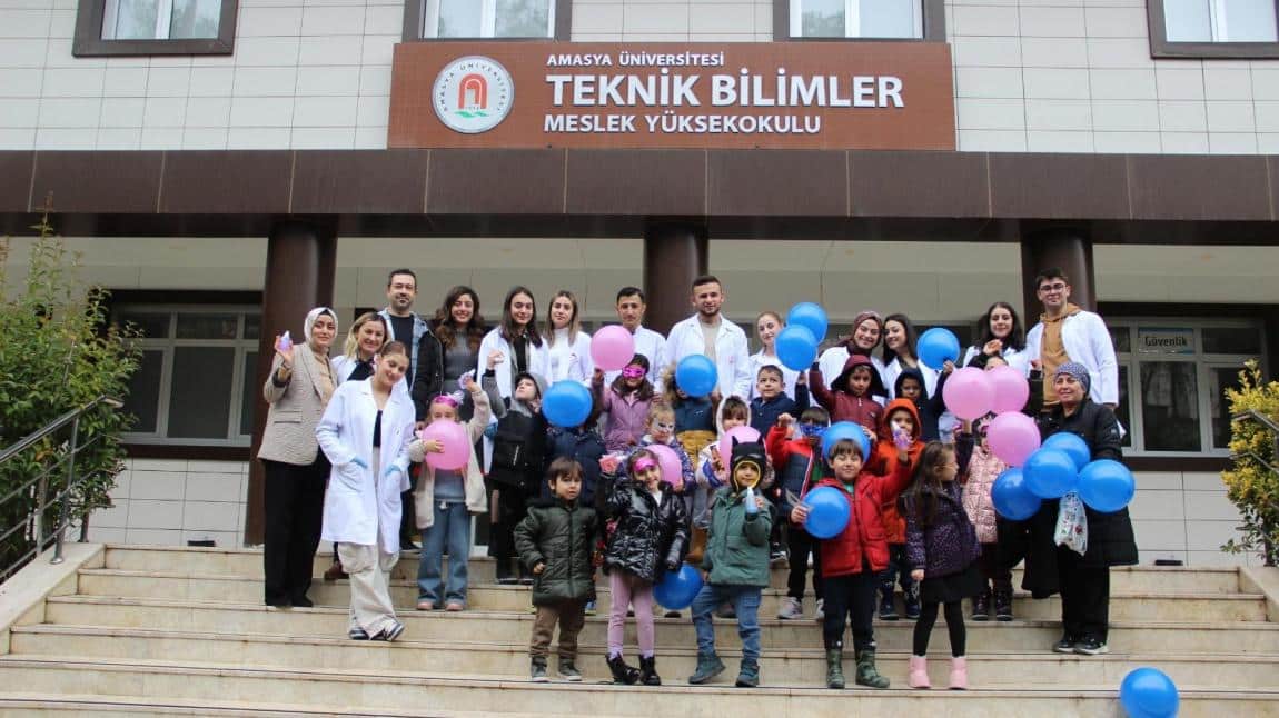 Merkez 65 Bin Dev Öğrenci Sevgi Anaokulu Kuzucuklar Sınıfı Amasya Üniversitesi teknik bilimler meslek yüksekokulunu ziyaret etti